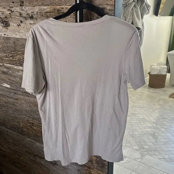 Splendid Classic V-Neck Tee Light Gray Short Sleeve Size S - Picture 3 of 9